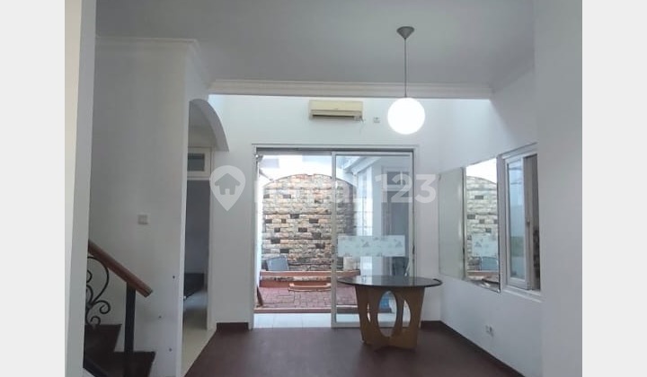 2-Storey House in a Beautiful Environment, Positioned Within a Cluster 2