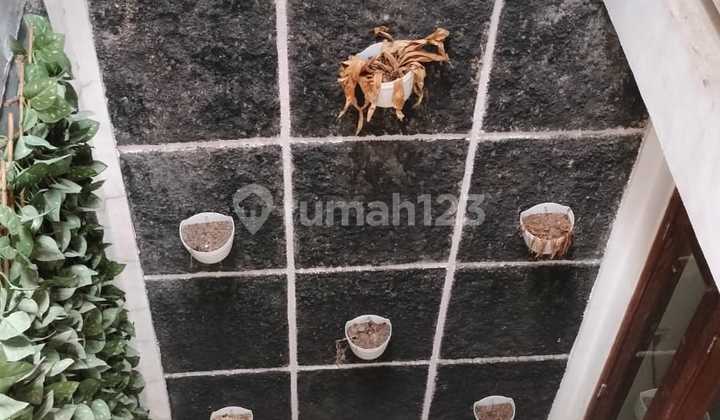 2-Storey Residence Near Schools and Toll Access 2