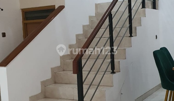 Residence Near Supermarket and Toll Access in Kota Wisata 2