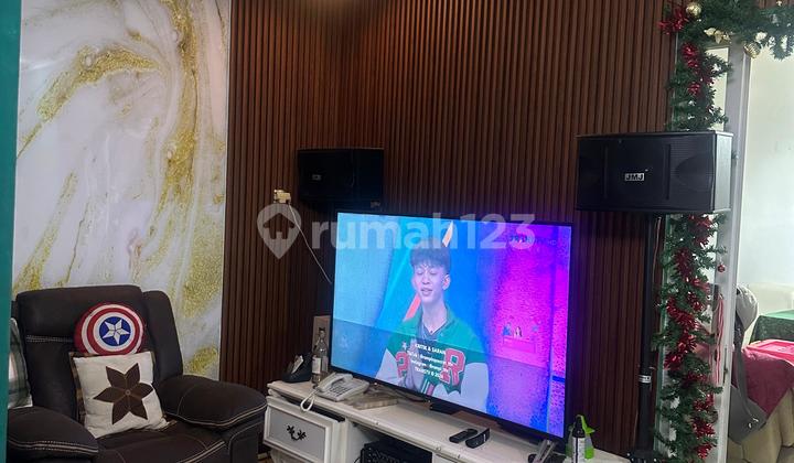 House in an Elite Area Near Toll Access and Schools 2