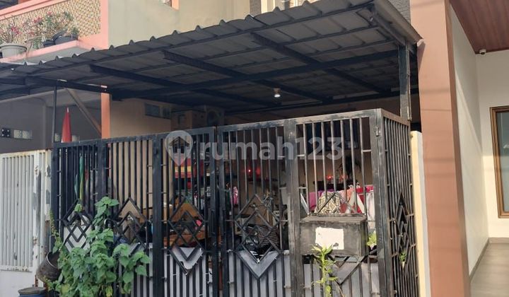 Dijual Rumah Lt2, Bangunan Baru dan Fullrenovasi. Harga Dibawah Pasar 1