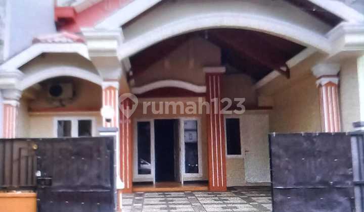 Rumah Indah, Bersih dan Sangat Terawat dengan Baik