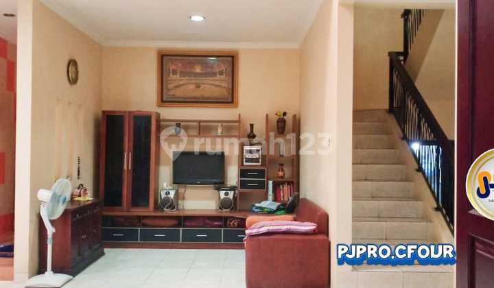 Nice House in Harapan Indah Boulevard Cluster 2