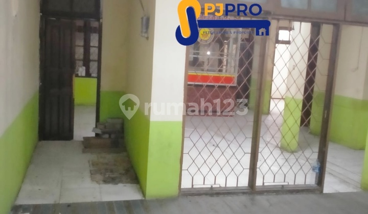 Rumah Luas di Harapan Indah Bekasi 2