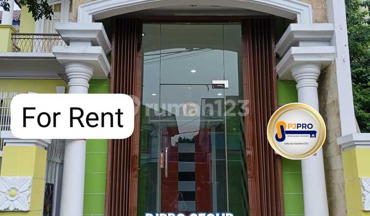 Tempat Usaha Strategis di Harapan Indah Bekasi