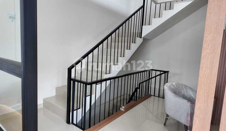 For Sale, Fast Selling Shophouse in Bumi Panyawangan Near Cileunyi Toll Road 2