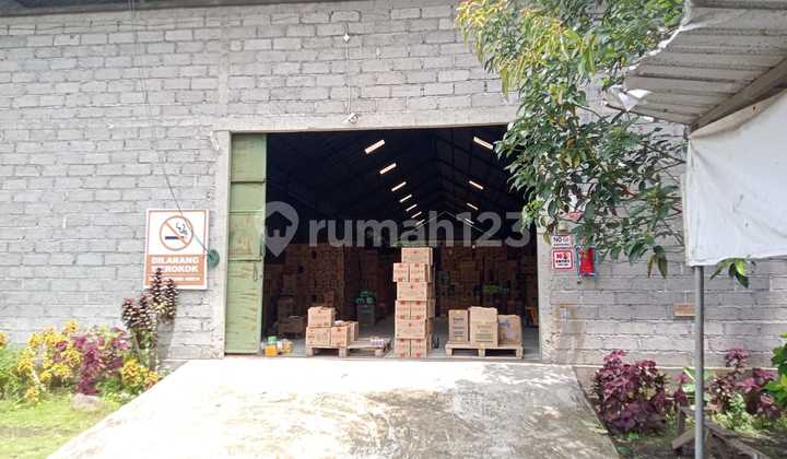 Gudang Besar Muat Tronton di Mengwi Gudang Besar Muat Tronton di Mengwi