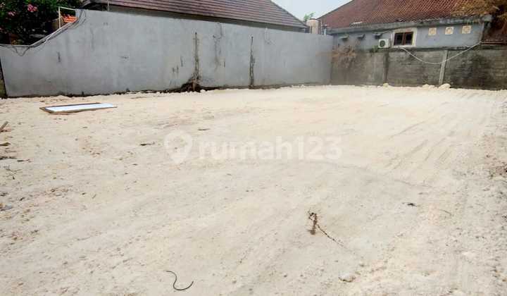 Tanah Premium Dikelilingi Villa Posisi Private di Seminyak