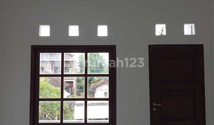 FOR SALE: Strategic Shop House on Main Road Sanggulan - Tabanan 2