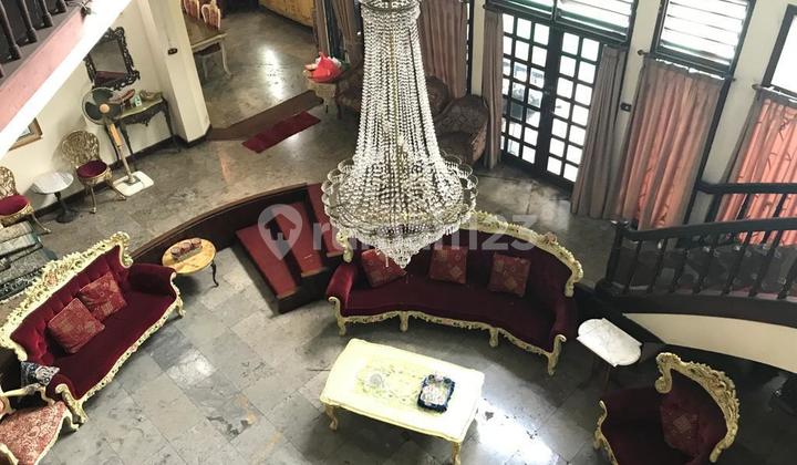 Dekat Kemana2.lokasi Strategis.dijual Rumah di Simprug Garden 2 Rumah Butuh Minim Renovasi HGB di Simprug Garden 2