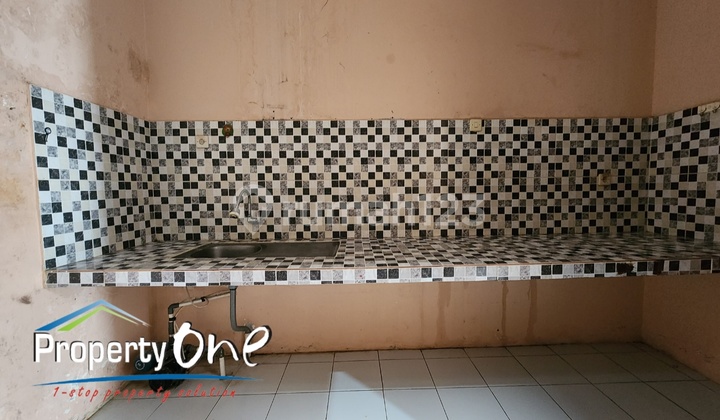 For Sale: Single-Story House Fully Renovated with AC and Canopy Bonus in Serpong Garden 2