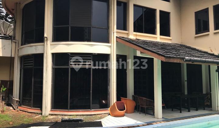 Dekat Kemana2.lokasi Strategis.dijual Rumah di Simprug Garden 2 Rumah Butuh Minim Renovasi HGB di Simprug Garden 1