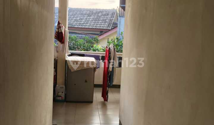 Jual Rumah 2 Lantai Lokasi Strategis di Graha Raya Bintaro 2