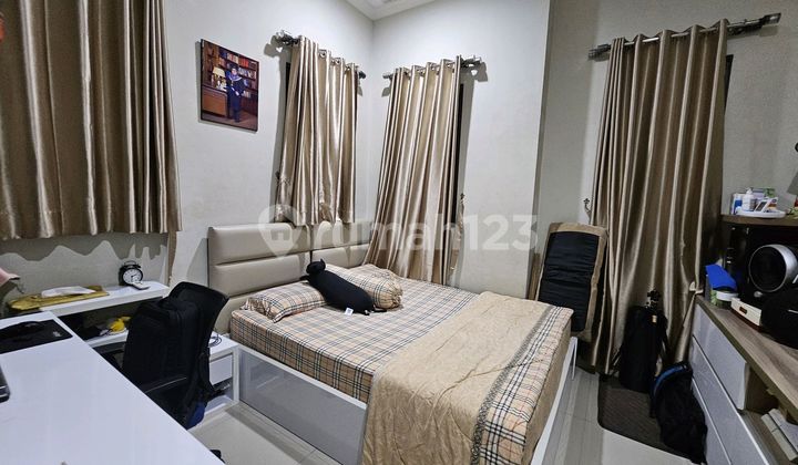 Dekat Dgn.exit.tol dan Stasiun.rawa Buntu Rumah Dijual Full Furnis Lokasi.didelatinos Rumah Bagus SHM di De Latinos Bsd City Kluster Brazillia Flamengo, Jl. De Latinos, Setu, Setu, Kota Tangerang Selatan, Banten, Indonesia, 15314, Bsd Delatinos