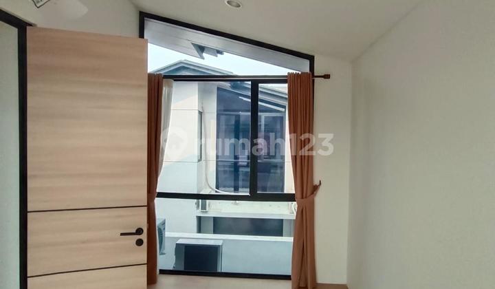 For Sale 2-Story House in Strategic Location at Cendana Parc Lippo Village Karawaci Close to Jakarta-Merak Toll Road Access 2