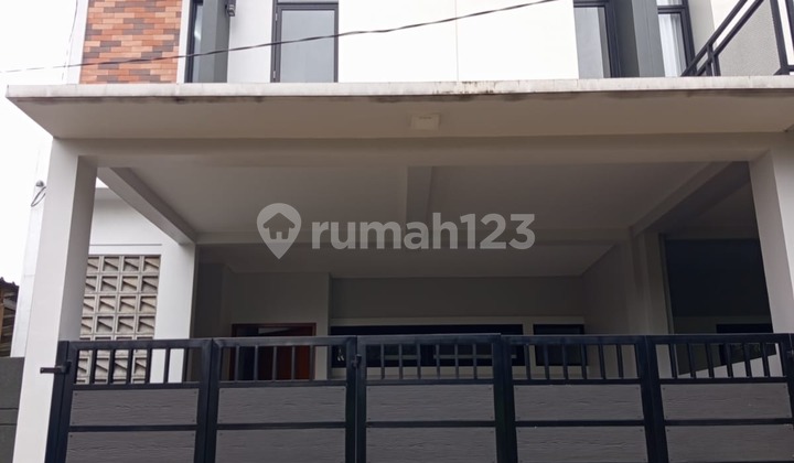 Jual Rumah di Pondok Cabe Udik Pamulang Dekat Akses Tol Pamulang