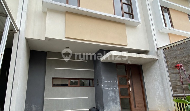 Jual Rumah 2 Lantai di Green Serpong Bintaro Dekat Akses Tol Serpong, Stasiun Rawa Buntu, dan BSD Plaza