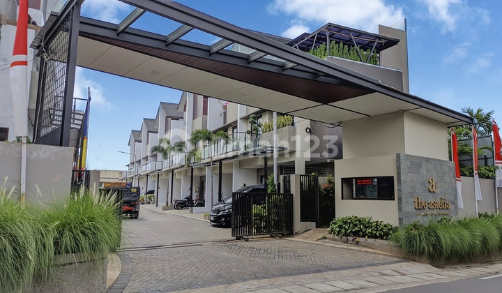 Rumah Siap Huni di Bintaro 10 Mall Xchange