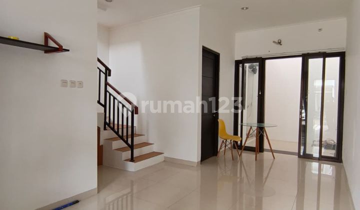 Rumah di Bintaro 5 Menit Stasiun Jurang Mangu 2