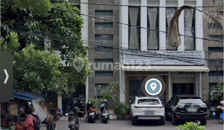 Rental Shop House on Raya Puputan, Strategic Rental Shop House on Raya Puputan, Strategic