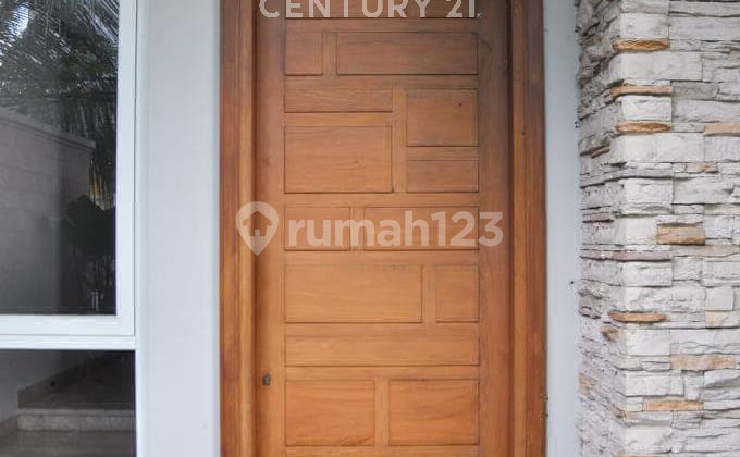 2-Story House in Kebayoran Baru, South Jakarta