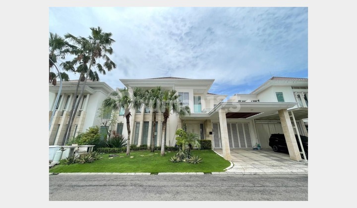 Rumah Minimalis, Mewah & Ciamiiiiik di Pakuwon Indah, Surabaya 2