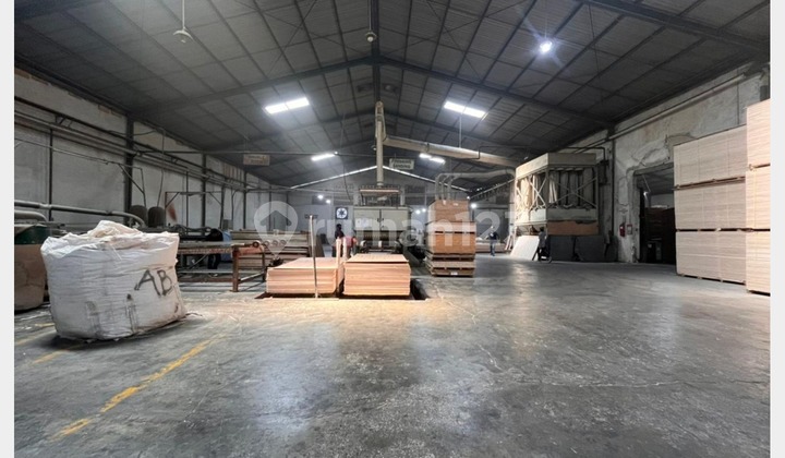 Gudang + Workshop di Pergudangan Sinar Gedangan Sidoarjo Gudang + Workshop di Pergudangan Sinar Gedangan Sidoarjo