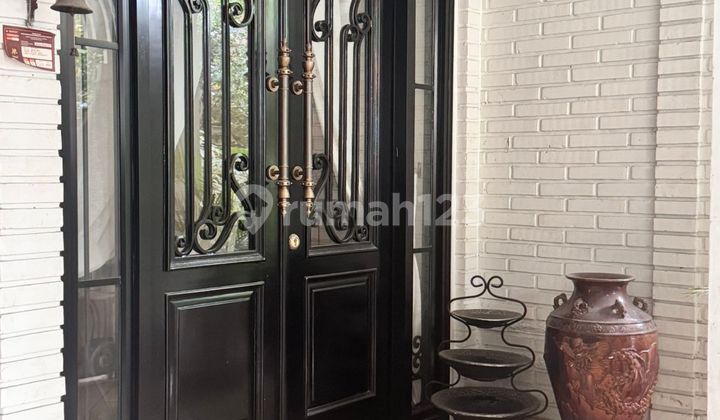 Dijual Rumah di Kawasan Strategis dengan Lahan Luas 2