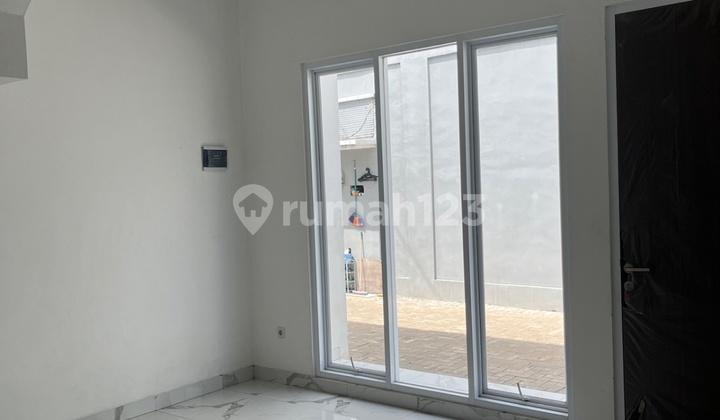 Dijual Rumah Siap Huni 15 Menit ke MRT Lebak Bulus