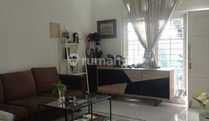 Rumah Butuh Minim Renovasi SHM di Polsek, Jl. Timbul, Cipedak, Jagakarsa, Kota Jakarta Selatan, Dki Jakarta, Indonesia, 12630, Jagakarsa 2
