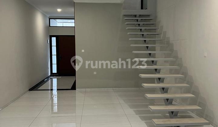 Dijual Rumah Baru di Kembar, Pusat Kota Bandung