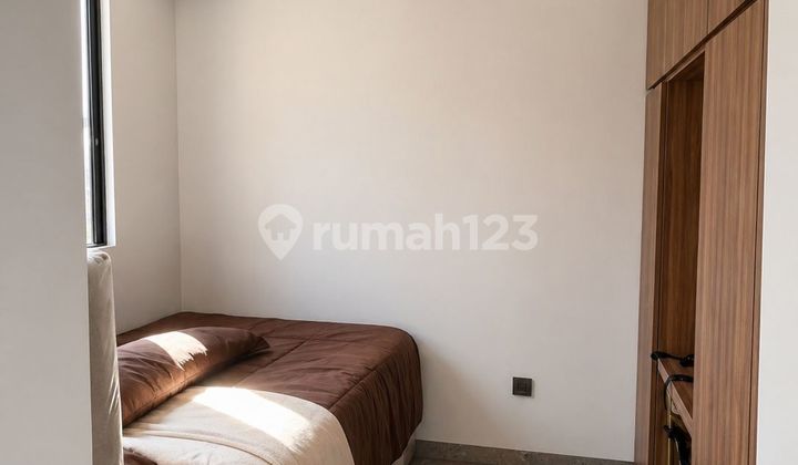 Rumah di Cileunyi dengan Pemandangan Kota Bandung