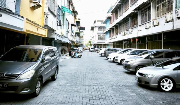 Premium Twin-Shophouse in Medan City Center - Sell for NJOP Price & Fully Furnished Luxury! Premium Twin-Shophouse in Medan City Center - Sell for NJOP Price & Fully Furnished Luxury!