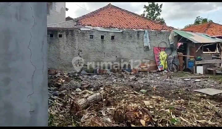 Land for Sale Suitable for Residential Use in Cipondoh