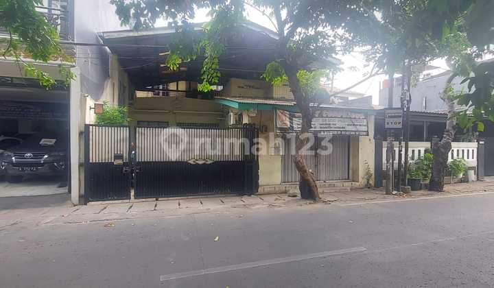 Dijual Rumah Strategis