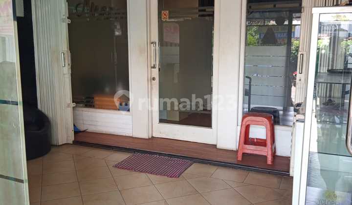 Shop House in Sepanjang Jaya Unfurnished Strategic 75 M2 2