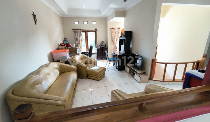 For Sale Beautiful, Ready-to-Occupy House in Kemang Pratama 2