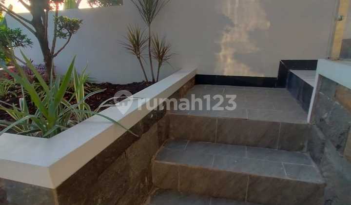 Rumah Baru Mewah Semarang Barat Rumah dengan Disain Modern, Dilengkapi dengan Kolam Renang Pribadi By Prabowo Siswanto Property 2