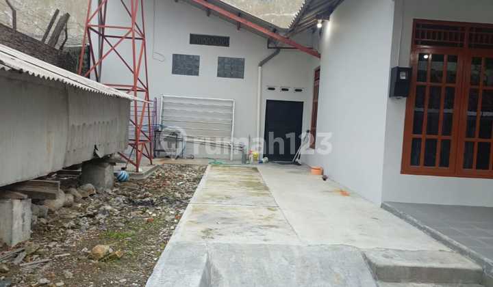 For Rent: House in the Udinus Campus Area, Jl Imam Bonjol Sekayu, Central Semarang District by Prabowo Siswanto Property 2