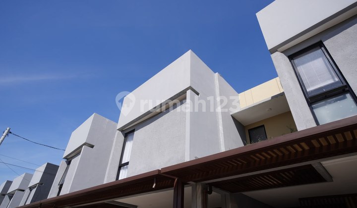 Jarang Ada! Rumah 3 Kamar di Kawasan Berkembang - Cocok Investasi :Rocket: 2