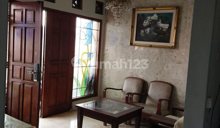 Jual Cepat Rumah Villa Full Furnished Siap Huni di Bandung 2