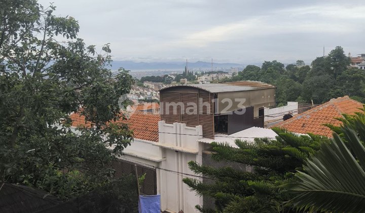 Langka! Rumah Pribadi + Kantor dengan View Kota Bandung Terbaik di Arcamanik 2