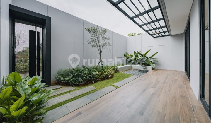 **Rare Opportunity! 3-Story House + Private Lift in Bojongsari** 2