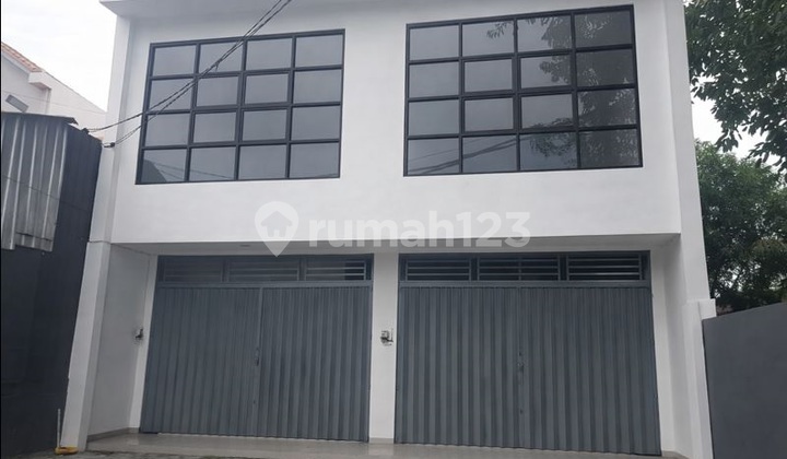 Ruko Strategis 2 Lantai di Jalur Utama Tangkuban Perahu Legal Lengkap - Siap Pakai - Nilai Investasi Tinggi