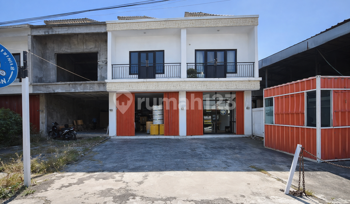 Ruko Prime Renon - Tukad Balian Main Road, 2 Lantai, Parkir Luas, SHM! Investasi Aman di Area Berkembang Ruko Prime Renon - Tukad Balian Main Road, 2 Lantai, Parkir Luas, SHM! Investasi Aman di Area Berkembang