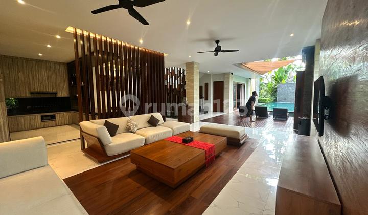Mahal Bukan Tanpa Alasan - Vila 759M² Freehold + Bonus Tanah 150M² di Jimbaran!