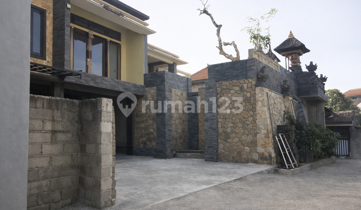 East-Facing Mega Home 545M² di Pulau Ayu - 7 Kamar, 2 Lantai, SHM, Siap Jadi Rumah Besar atau Guest House Elite!