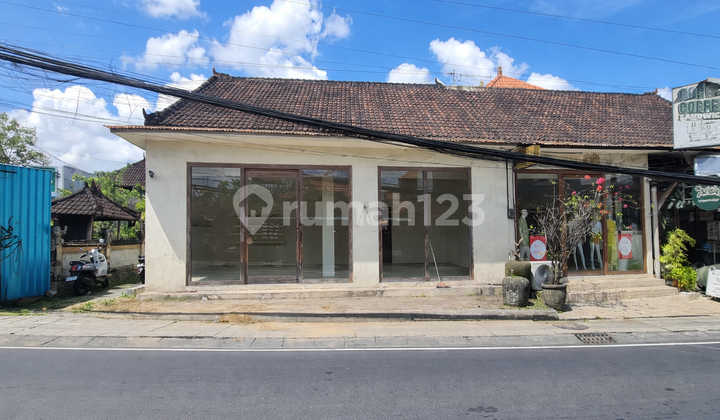 Ruko Frontage Lebar di Pantai Berawa - Exposure Maksimal, Siap Tarik Traffic Harian Ruko Frontage Lebar di Pantai Berawa - Exposure Maksimal, Siap Tarik Traffic Harian