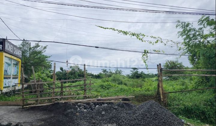 Golden Canvas in the Heart of Padang Linjong Strategic Land 1,600 m² - Long Leasehold 28 Years Golden Canvas in the Heart of Padang Linjong Strategic Land 1,600 m² - Long Leasehold 28 Years