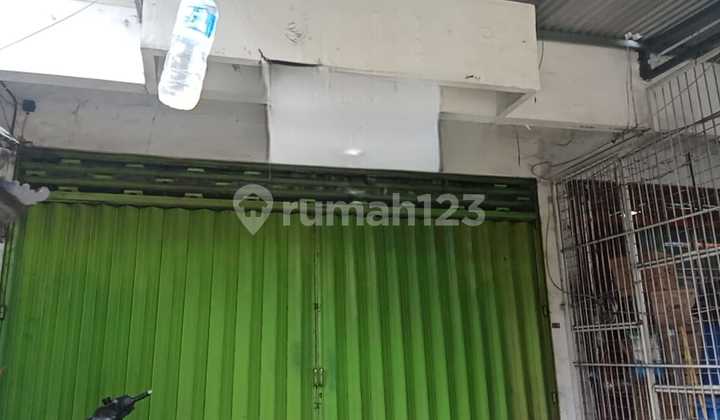 Two-Story Shop House on Canggu Main Road - A Great Location for Your Business 2